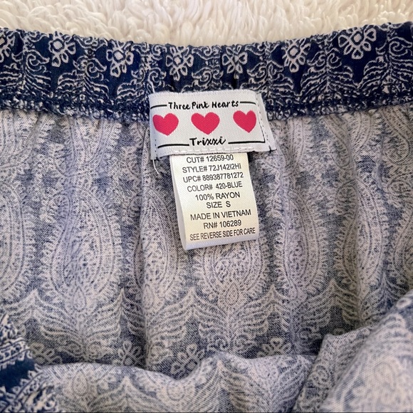 Three Pink Hearts Romper - Picture 4 of 4